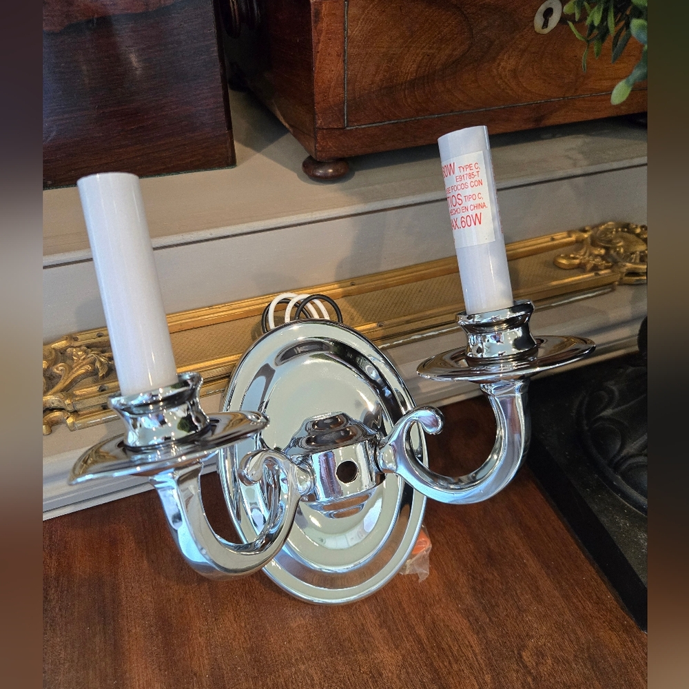 NWT Double Arm Sconce Elegant Silver Wall Sconce